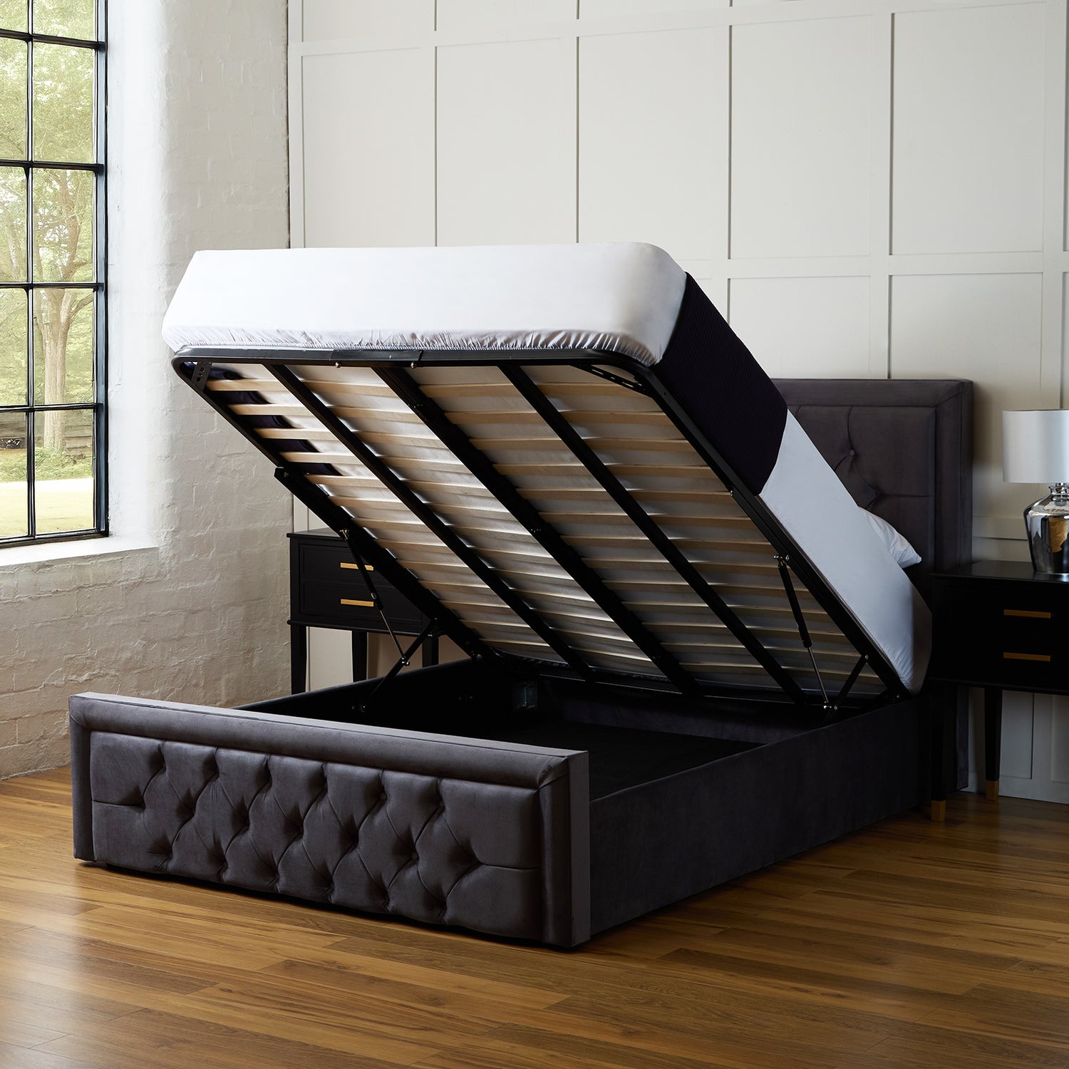 Sandringham Modern Ottoman Bed Frame