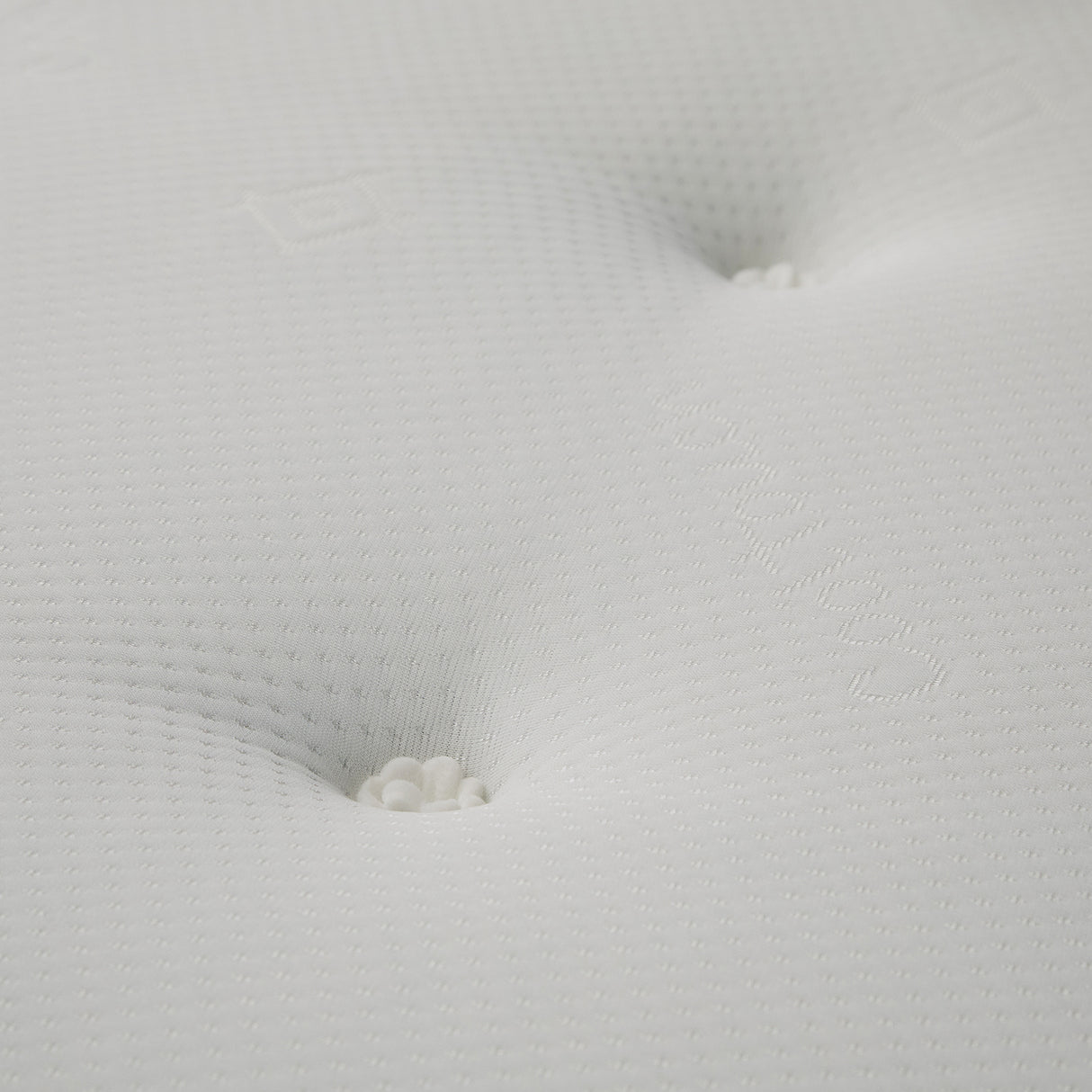 Essentials Cool Touch 1000 Pocket Sprung Mattress